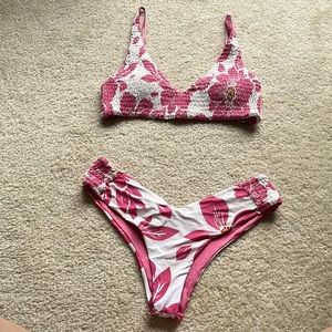 Rip Curl Ruched Detail Bikini With Plunge Top and Cheeky V-Front Bottom
